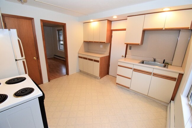 Photo - 28 Drive Way