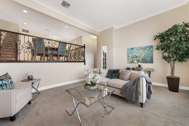 Photo - 5845 Topanga Canyon Pl