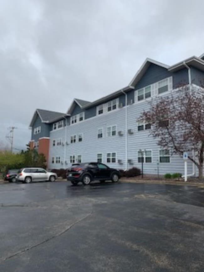River Oaks Apartments