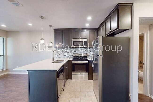 Photo - 1317 Annex Ave Unidad 330