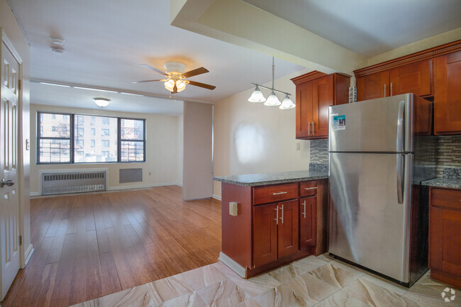 Interior Photo - Hillside Park Rental