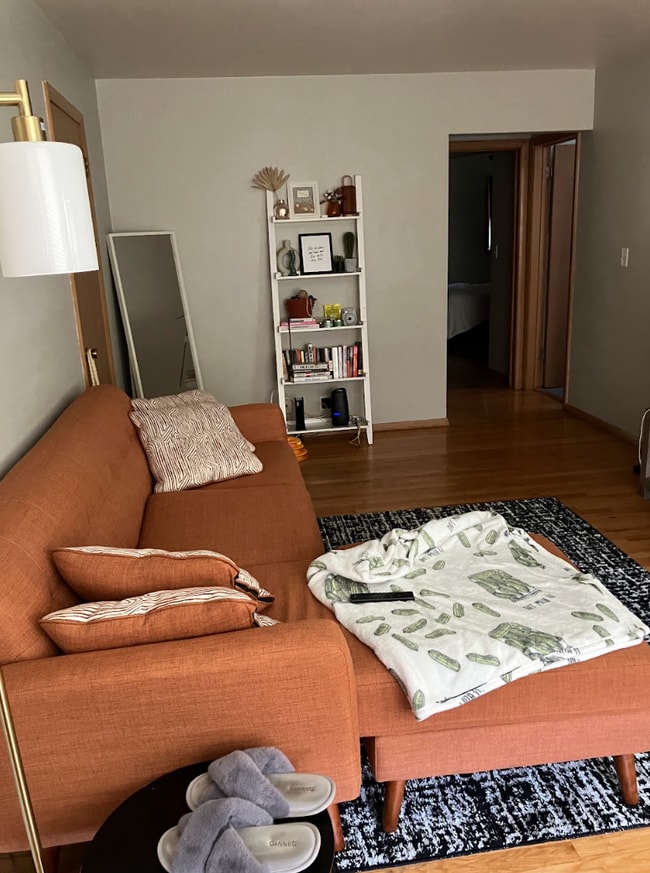 Photo - 6723 W Bluemound Rd Unidad 2