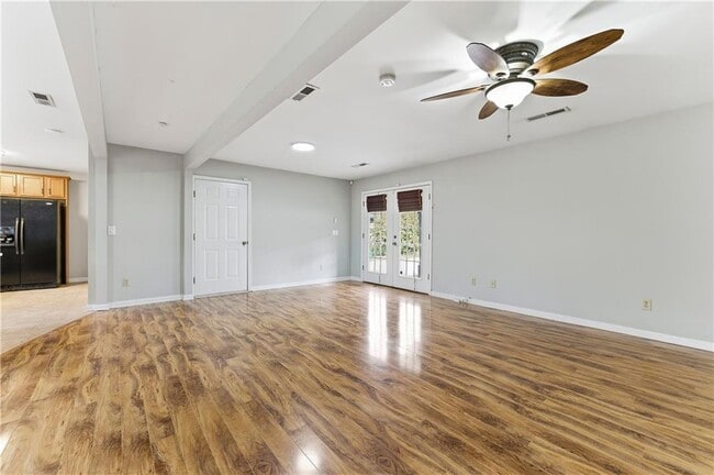 Photo - 1593 Bubbling Creek Rd NE