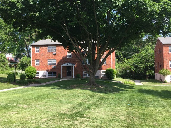 Photo - Springwood Apartments