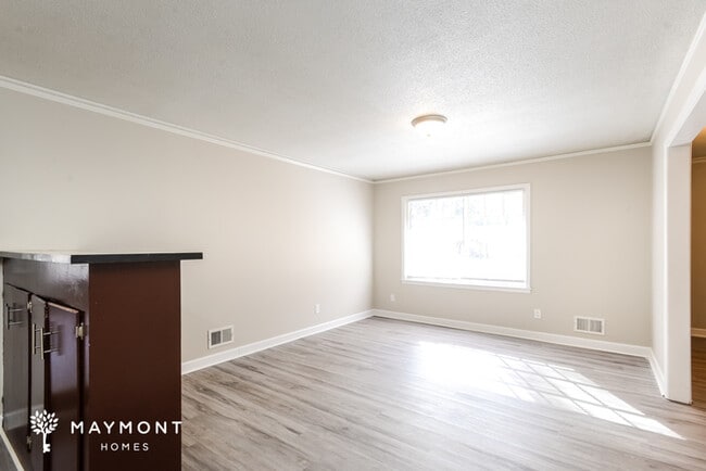 Photo - 116 Coolstream Dr