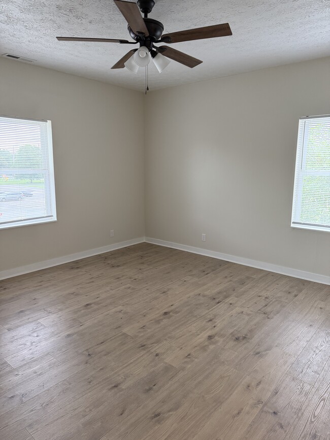 Photo - 1512 N 13th St Unidad 2