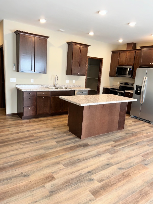 Photo - 3619 Doolittle Dr