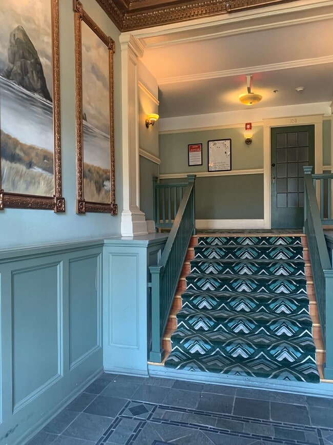 Photo - Historic Charm in the Heart of NW Portland | Studio with In-Unit W/D! Unit 102