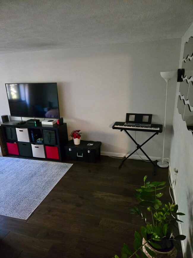 Photo - 15 Walbridge St Unidad 23