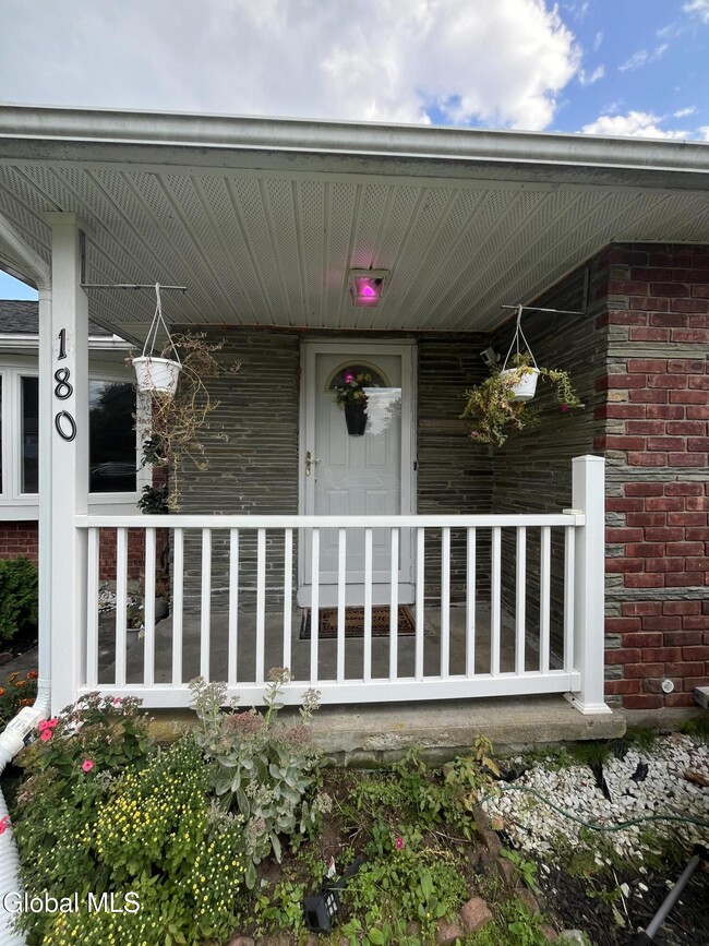 180 Marshall Ave