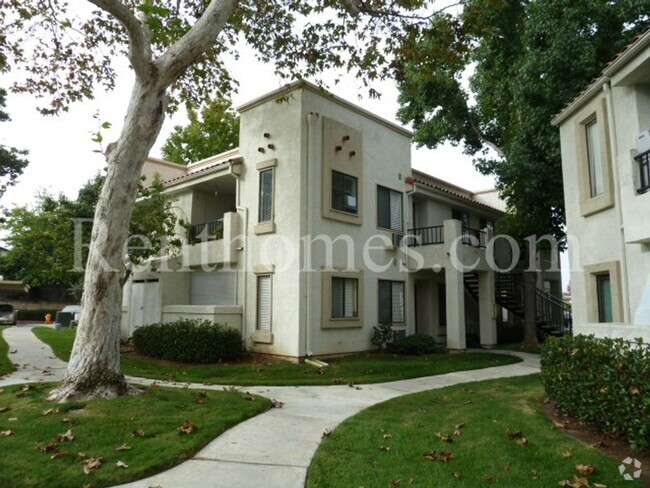 Building Photo - 11179 Camino Ruiz Rental