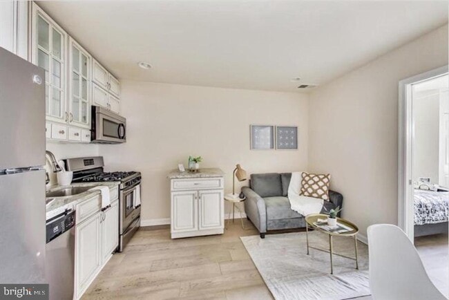 Building Photo - 1720 H St NE