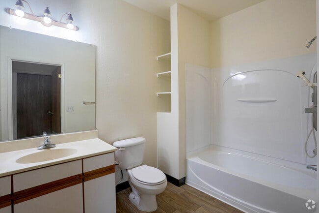 1BR, 1BA -547SF - Town Square at Village Green- Seniors 62+ Unit 45-124