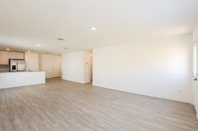 Photo - 2722 Robles St