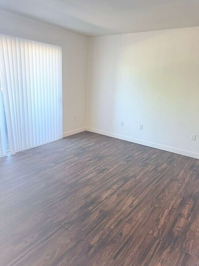 Photo - 777 West Campbell Ave Unit B205