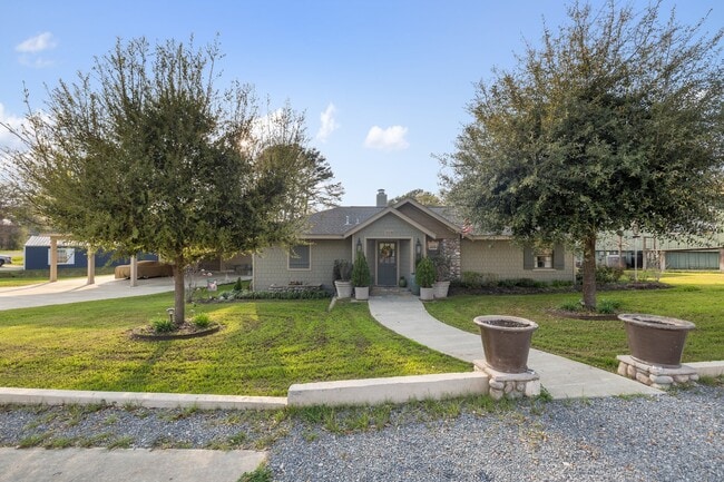 Building Photo - 308 Indian Shore