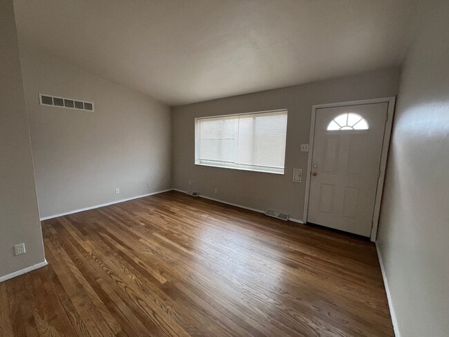 Photo - 9005 Olive Blvd Unit 9005-B Olive