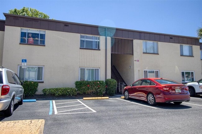 Building Photo - 605 N Keene Rd Unit P14