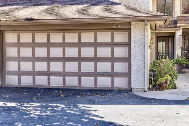 Photo - 2421 Mohican Ln