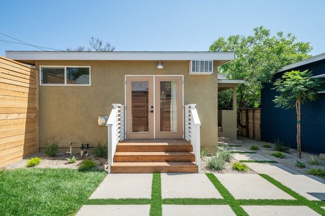 Photo - 2320 Alta St