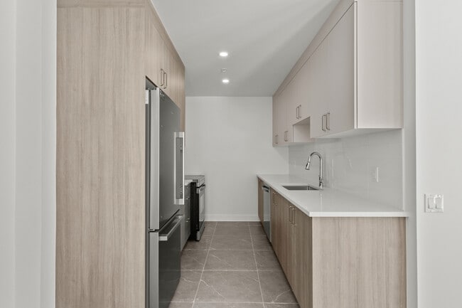 Photo - Quartier One West