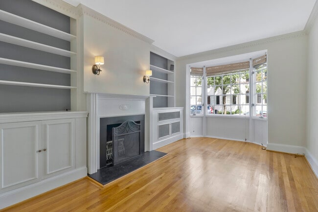 Photo - 1338 29th St NW