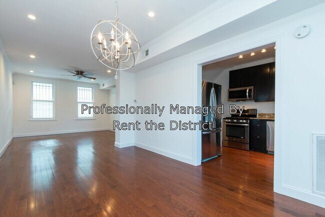 Photo - 829 Randolph St NW