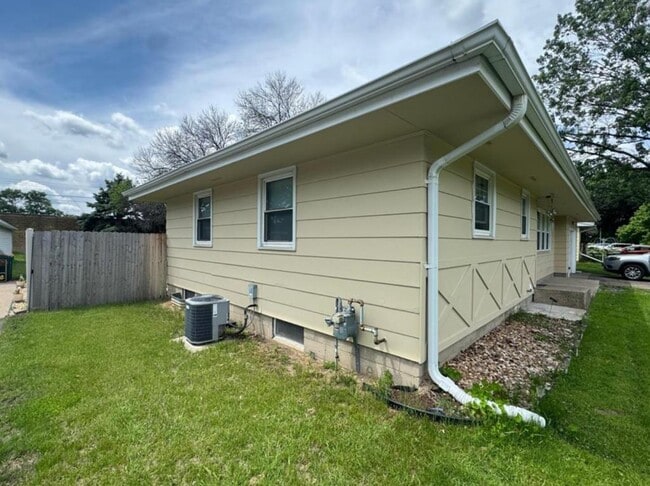 Photo - 3119 67th Ave N