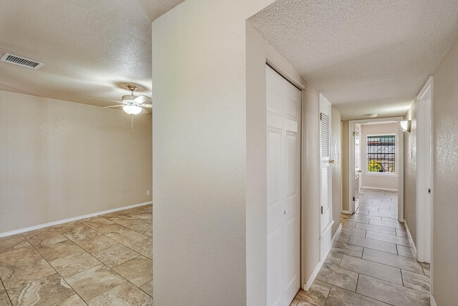 Photo - 5301 Marcillus Ave