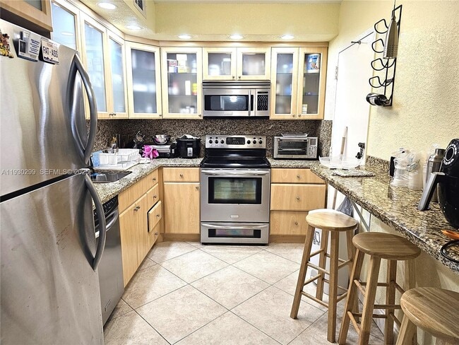 Photo - 1980 S Ocean Dr Unidad 18B