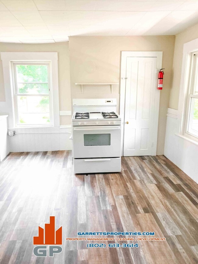 68 Elm St Unit 3