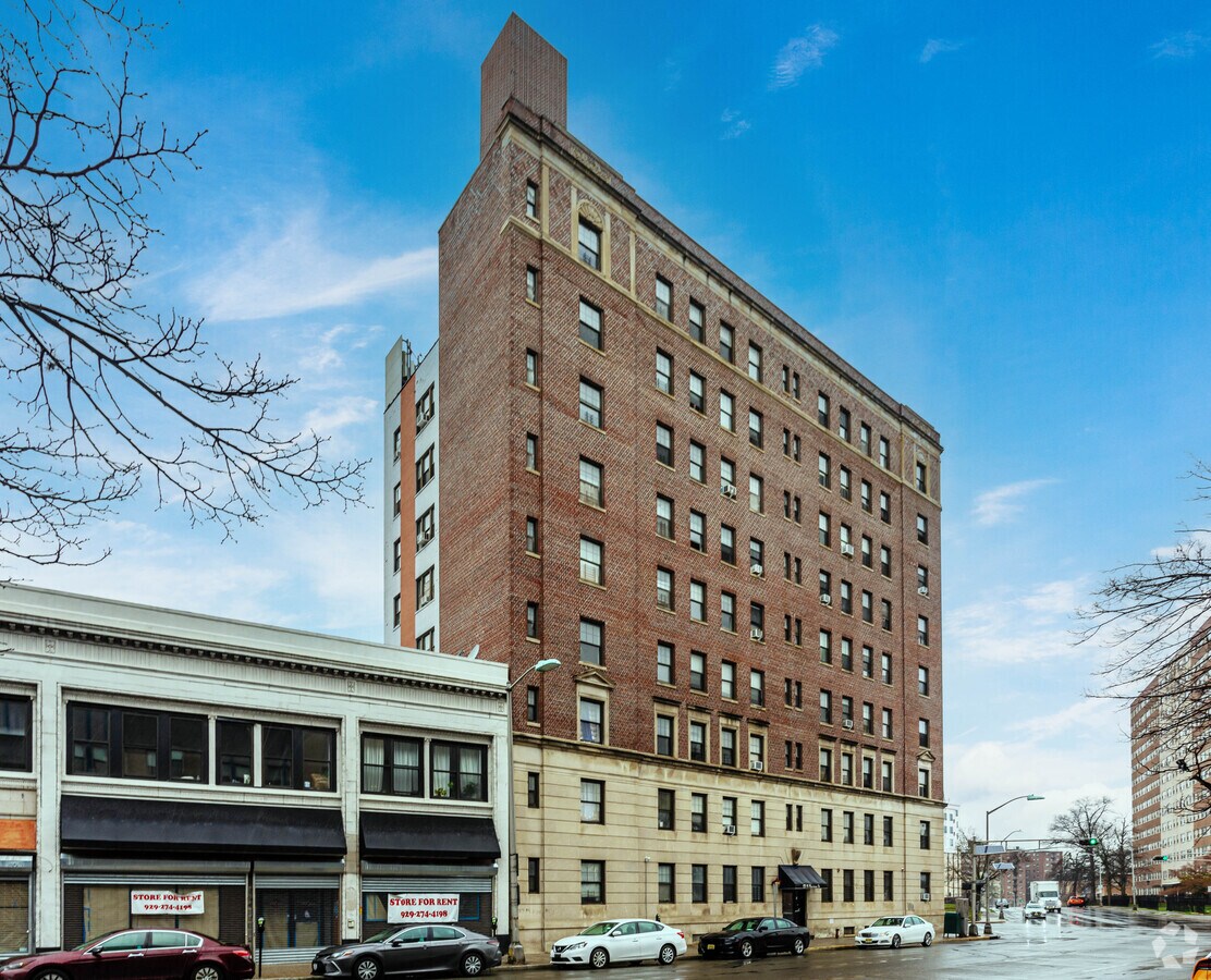 Photo - 25 N Harrison St