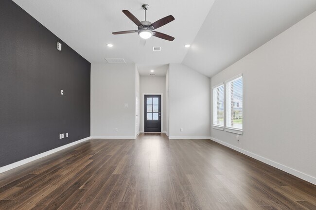 Photo - 3318 Trl Vw Dr