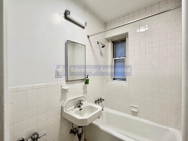 Photo - 328 W 83rd St Unit 2E