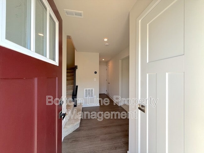 Photo - 1612 Aspire St