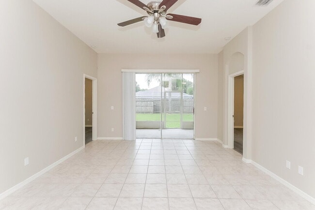 Photo - 1464 Lake Shore Ranch Dr