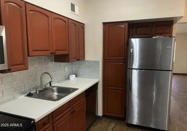 Photo - 7101 E Wilshire Dr Unit 2