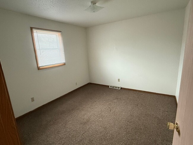 1327 Vine St Unit 1329
