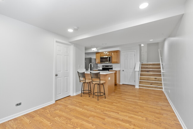 Photo - 8824 Robin Dr