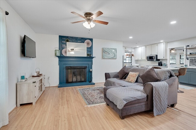 Photo - 409 Northclift Dr Unidad ID1388442P