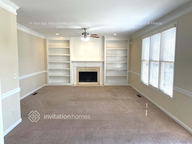 Photo - 275 Merritt Dr