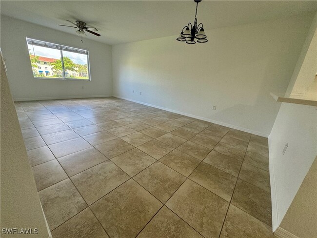 Photo - 8304 Key Royal Cir Unidad 1722 Rental