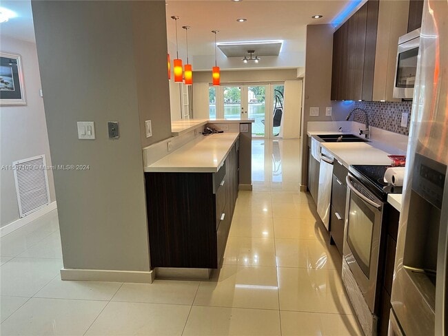 Photo - 5641 NW 16th St