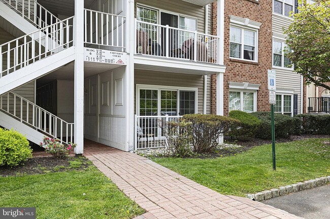 Building Photo - 14 Cheverny Ct Unit 14 Cheverny Ct