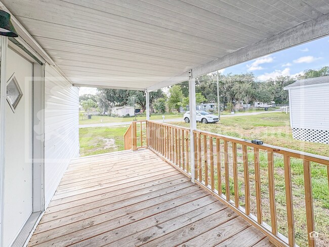 Photo - 1155 Meadow Lawn Street