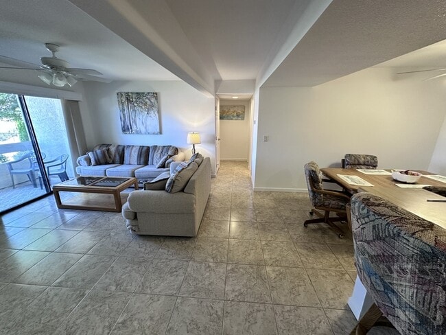 Photo - 441 Moser Ave