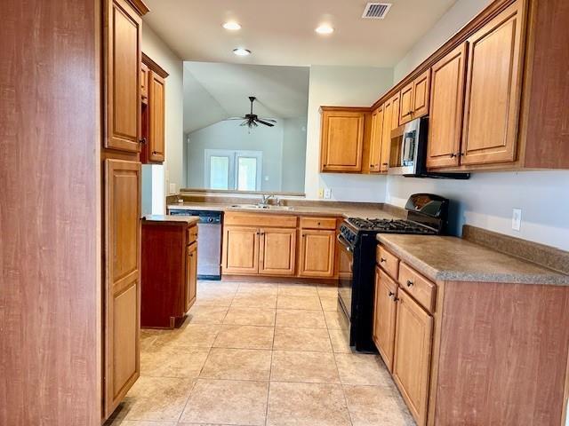 Photo - 8905 Spring Grove N