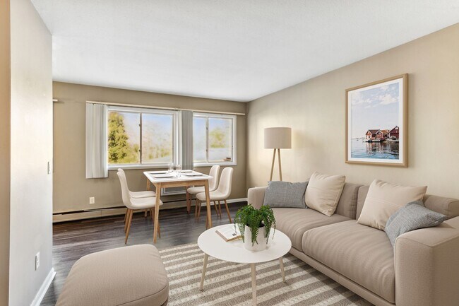 Photo - West End Trails - 1400 Douglas