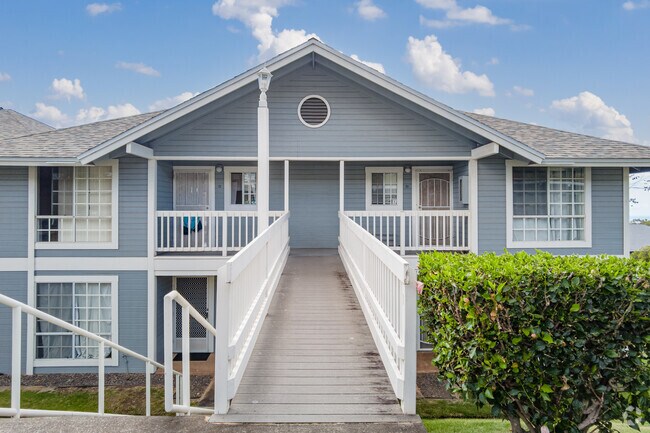 Photo - Makakilo Cliffs