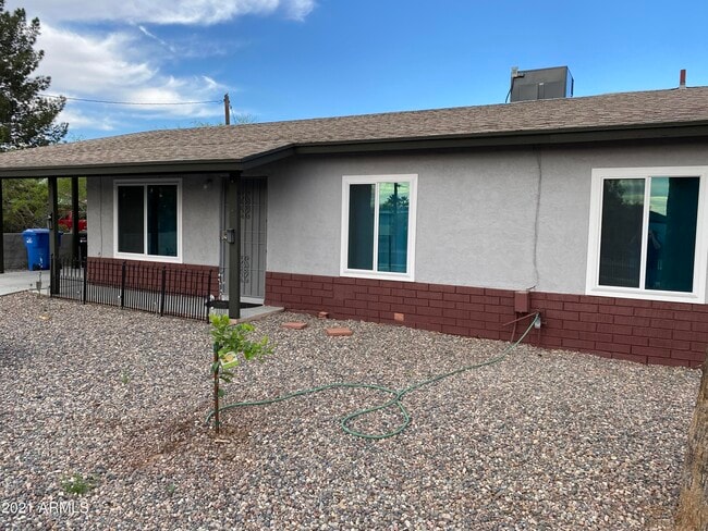 Photo - 2640 N 15th St